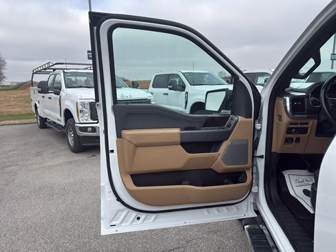 Certified 2022 Ford F150 Lariat image 16