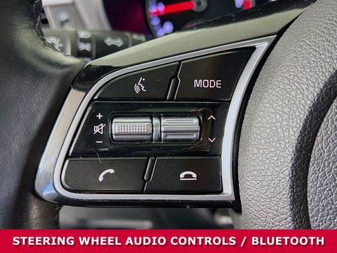 Used 2020 Kia Optima SE image 14