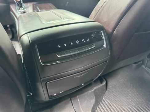 Used 2022 Cadillac Escalade Sport Platinum image 26