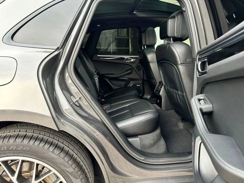 Used 2018 Porsche Macan S w/ Premium Package Plus image 15