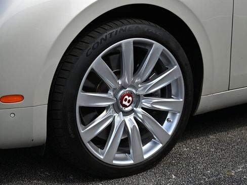 Used 2016 Bentley Flying Spur V8 AWD/4WD image 9
