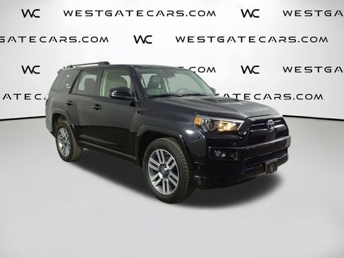 Used 2024 Toyota 4Runner TRD Sport image 2