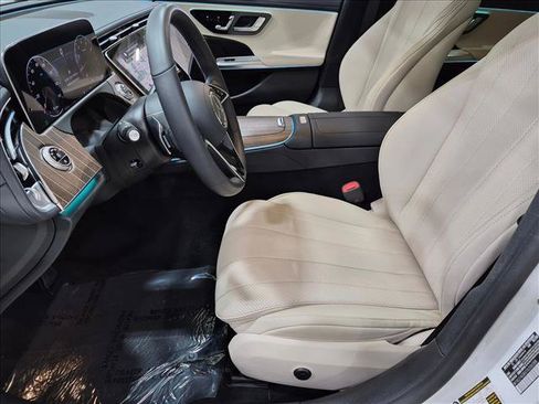 Used 2026 Mercedes-Benz E 350 Sedan image 17