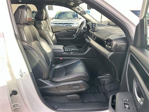 Used 2024 Honda Pilot TrailSport image 27