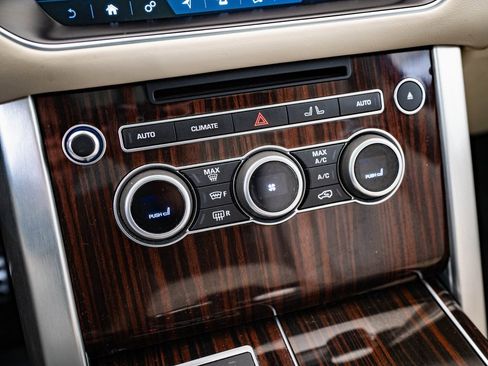 Used 2017 Land Rover Range Rover Supercharged image 33