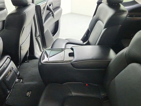 Used 2024 INFINITI QX80 Luxe image 17