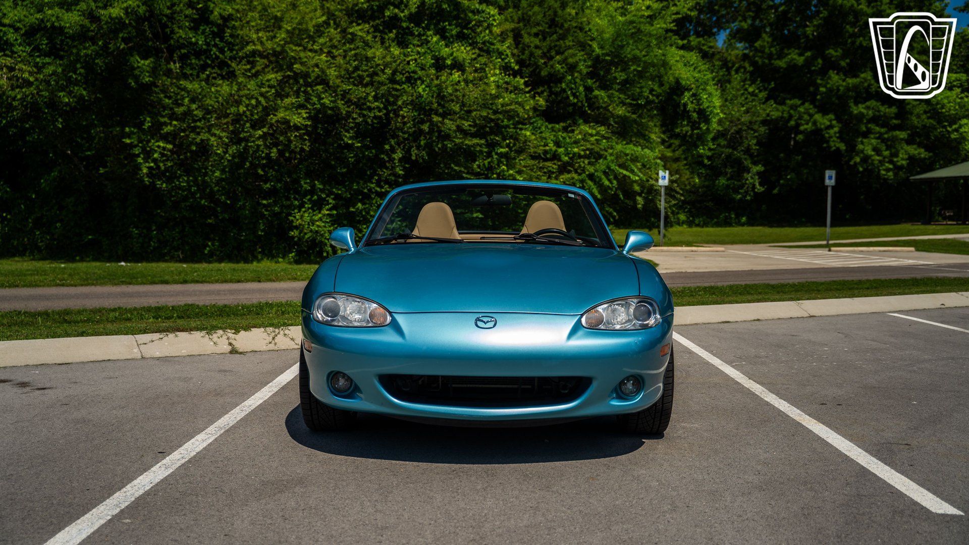 Used 2001 MAZDA MX-5 Miata RWD image 3