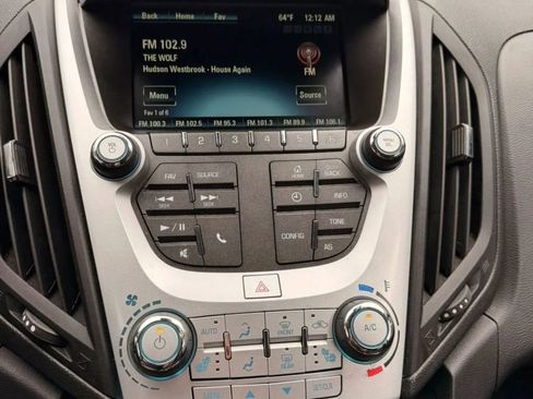 Used 2017 Chevrolet Equinox LT w/ Convenience Package FWD image 9