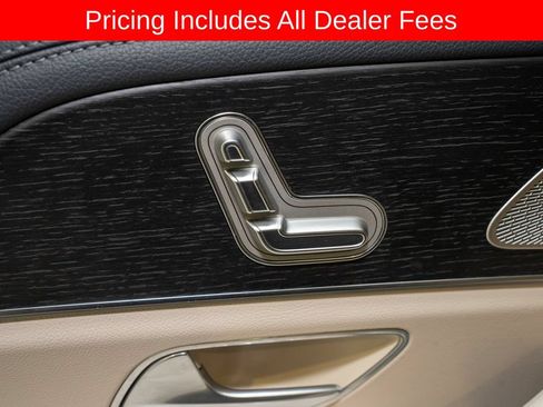 Used 2025 Mercedes-Benz GLS 450 4MATIC image 12