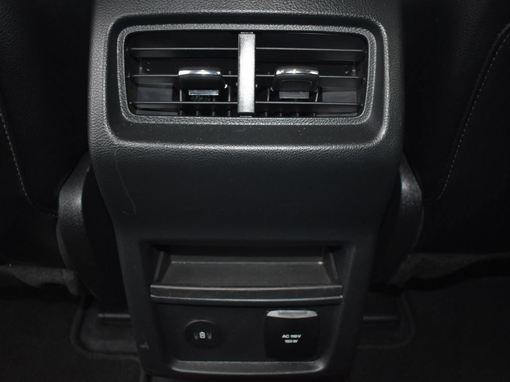 Used 2024 Ford Edge Titanium AWD/4WD image 24
