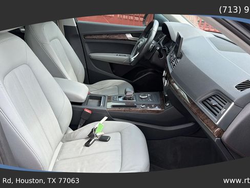 Used 2018 Audi Q5 2.0T Premium w/ Convenience Package AWD/4WD image 41