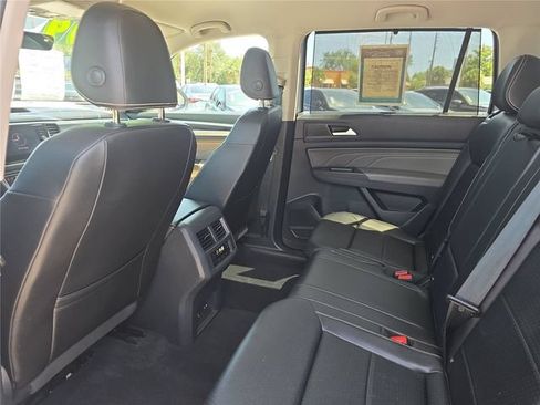 Used 2023 Volkswagen Atlas SE FWD image 10