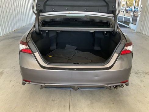 Used 2021 Toyota Camry SE image 21