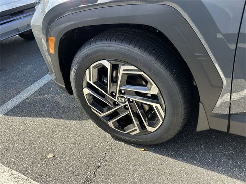 New 2026 Hyundai Tucson Limited image 33