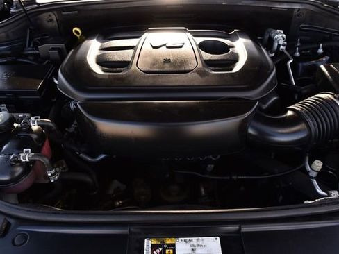 Used 2017 Jeep Grand Cherokee Laredo w/ Quick Order Package 23E image 22