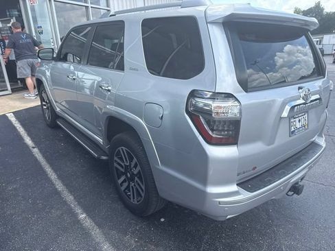 Used 2021 Toyota 4Runner Limited AWD/4WD image 6