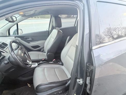 Used 2016 Chevrolet Trax LTZ w/ LPO, Protection Package image 6