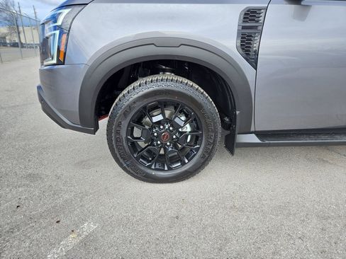 New 2026 Nissan Armada PRO-4X AWD/4WD image 38