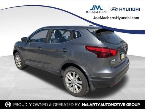 Used 2018 Nissan Rogue Sport S w/ S Appearance Package AWD/4WD image 9