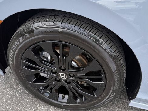 Used 2025 Honda Odyssey Sport-L image 11