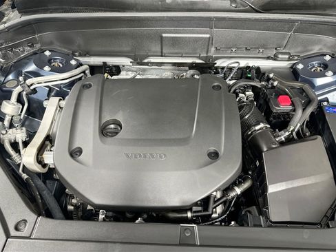 Used 2024 Volvo XC90 B6 Plus w/ Protection Package Premier image 32