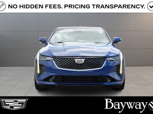 Used 2021 Cadillac CT4 Luxury RWD image 2