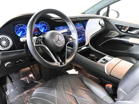 Certified 2023 Mercedes-Benz EQS 580 4MATIC Sedan image 4