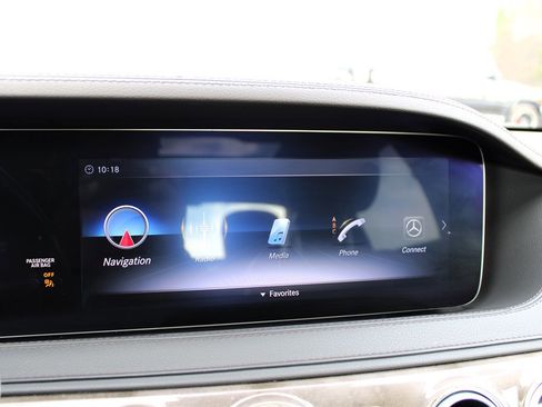 Used 2018 Mercedes-Benz S 560 Sedan image 27