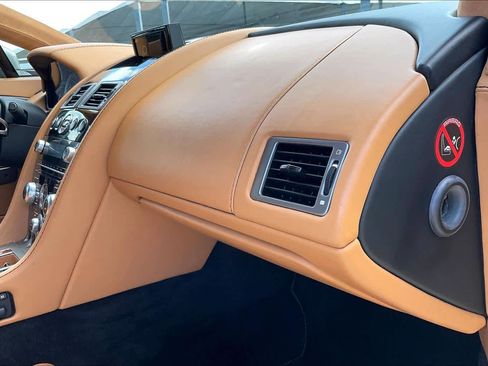 Used 2012 Aston Martin V8 Vantage Coupe image 17