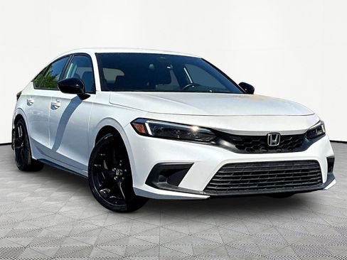 Used 2023 Honda Civic Sport image 3