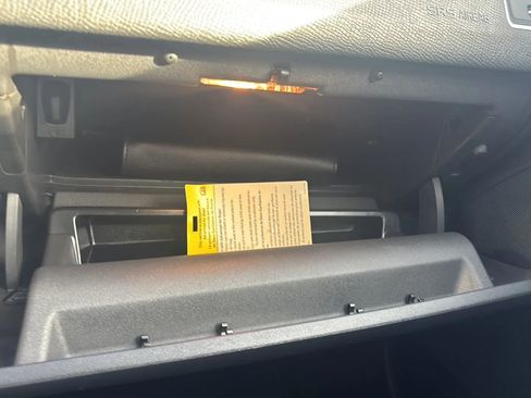 Used 2016 Volvo XC60 T6 Platinum image 20