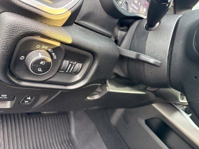 Used 2019 RAM 1500 Big Horn AWD/4WD image 24