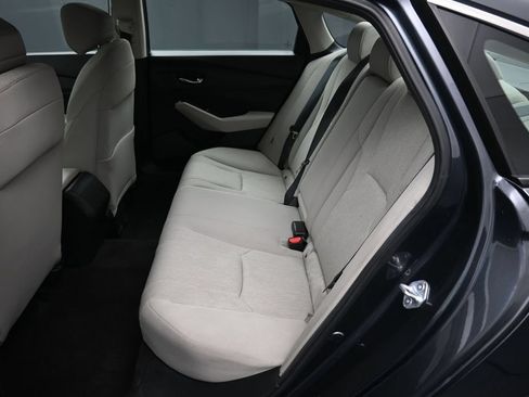 Certified 2023 Honda Accord EX image 21