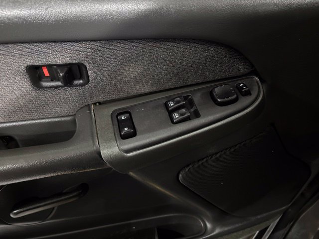 Used 2003 GMC Sierra 2500 SLE w/ Snow Plow Prep Package AWD/4WD image 32
