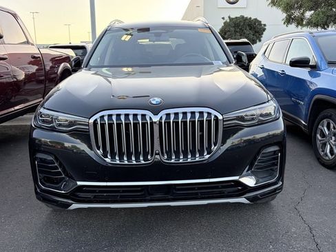 Used 2019 BMW X7 xDrive40i w/ Premium Package AWD/4WD image 2
