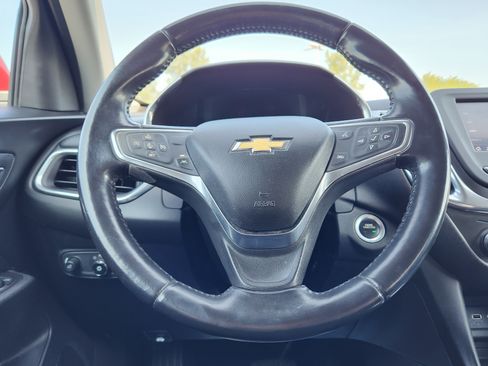 Used 2020 Chevrolet Equinox LT w/ Driver Convenience Package FWD image 21