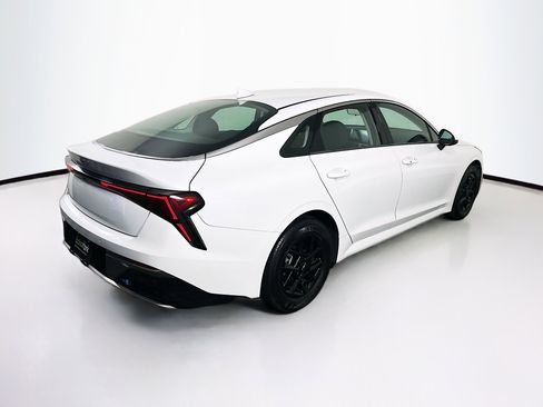 Used 2025 Kia K5 LXS image 9