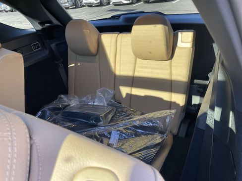 New 2026 Mercedes-Benz GLE 350 4MATIC image 38