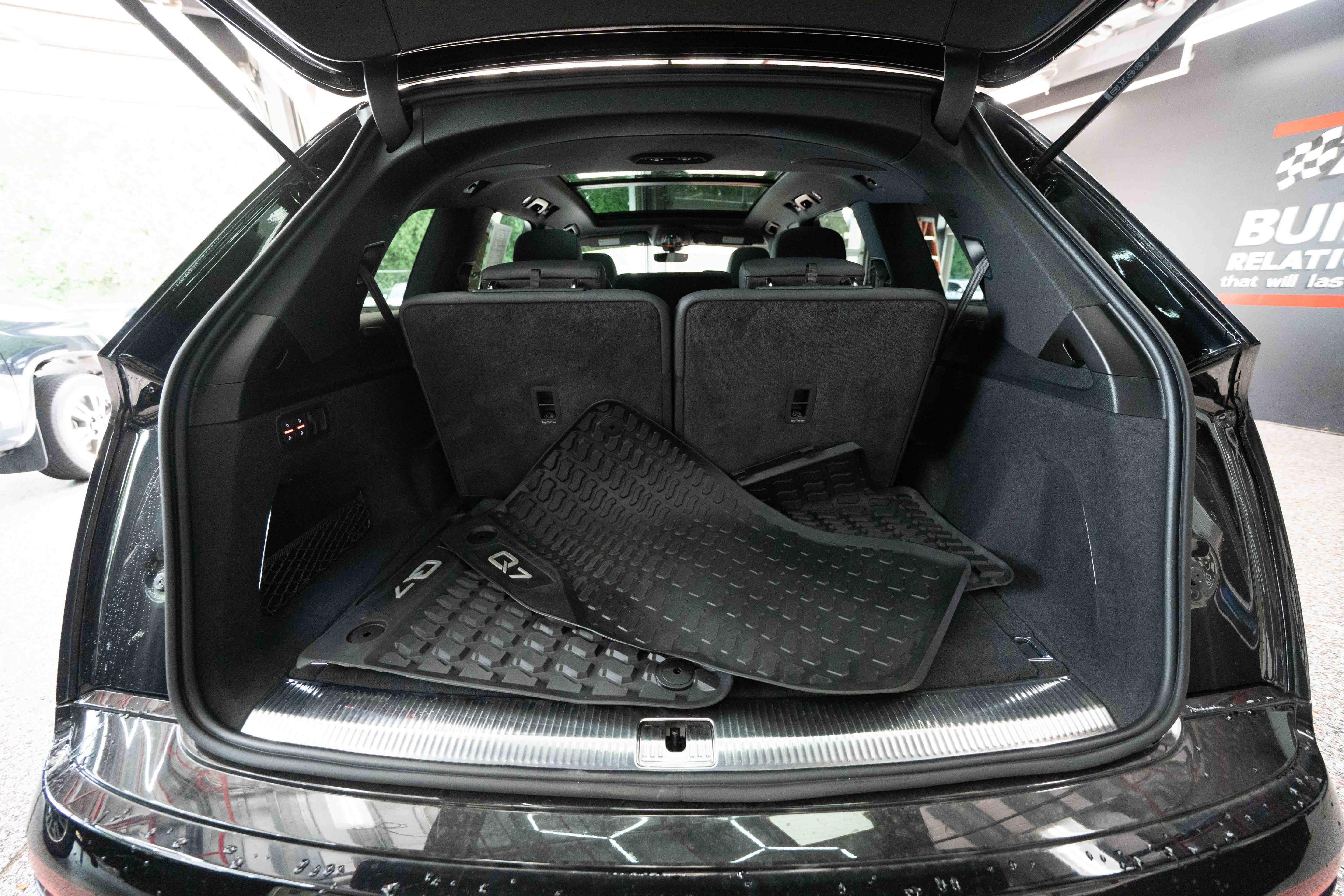 Used 2023 Audi Q7 3.0T Premium Plus w/ Premium Plus Package AWD/4WD image 28