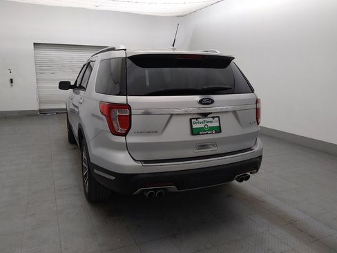 Used 2018 Ford Explorer Platinum AWD/4WD image 5