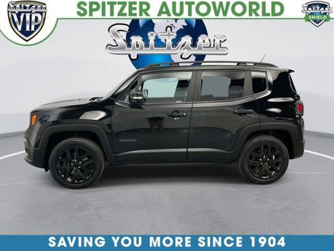 Used 2017 Jeep Renegade Altitude AWD/4WD image 7