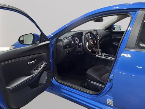 Used 2024 Nissan Sentra SV image 21