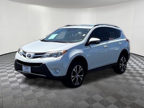 Used 2015 Toyota RAV4 Limited w/ Technology Package AWD/4WD image 3