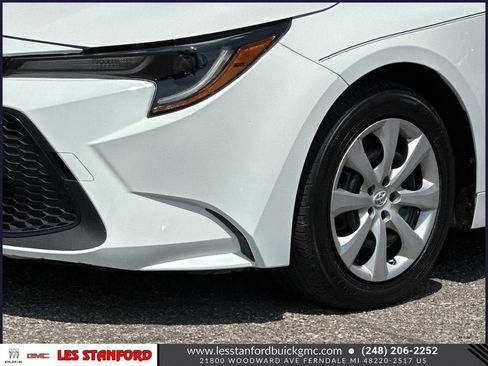 Used 2022 Toyota Corolla LE FWD image 9