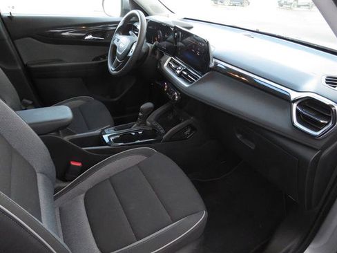 Certified 2024 Chevrolet TrailBlazer LT image 16