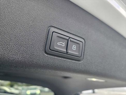 New 2026 Audi Q3 quattro 2.0T image 18