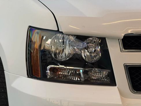 Used 2014 Chevrolet Tahoe LT image 11