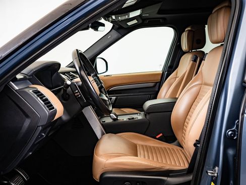 Used 2023 Land Rover Discovery S R-Dynamic image 24