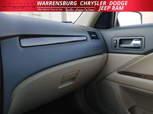 Used 2012 Ford Fusion SEL image 19
