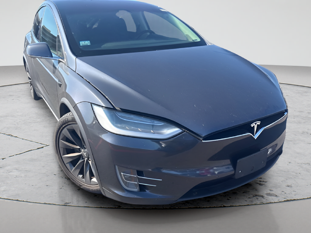 Used 2018 Tesla Model X 75D AWD/4WD image 3